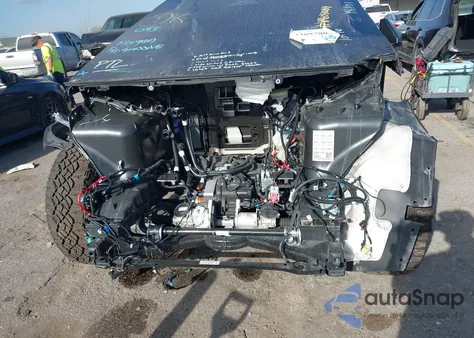 2024 Tesla Cybertruck All-Wheel Drive from USA, damaged, VIN 7G2CEHED4RA048571